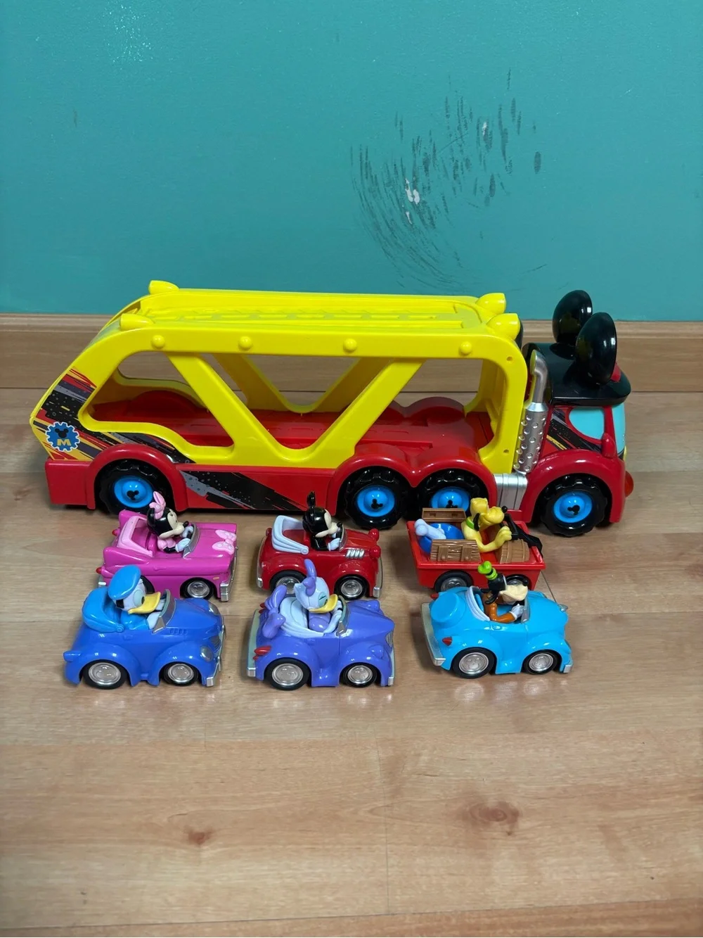 Mickey Mouse Truck